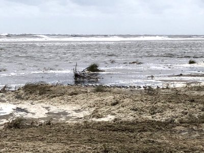 Hurricane Teddy - Bodie Island, south of Ramp 4 09-19-2020