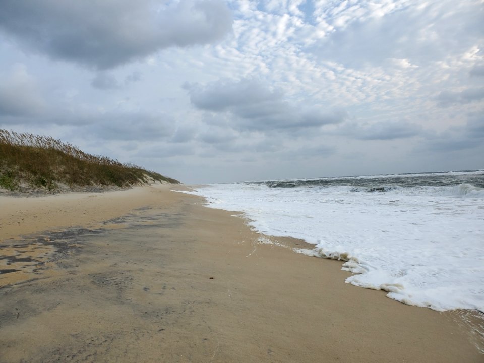 Hurricane Teddy - Hatteras Island, 0.85 mi S R32 09-19-2020