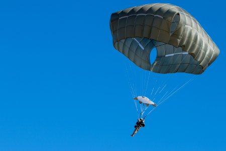 Paratroopers, Families Experience Saturday Proficiency Jump Program photo
