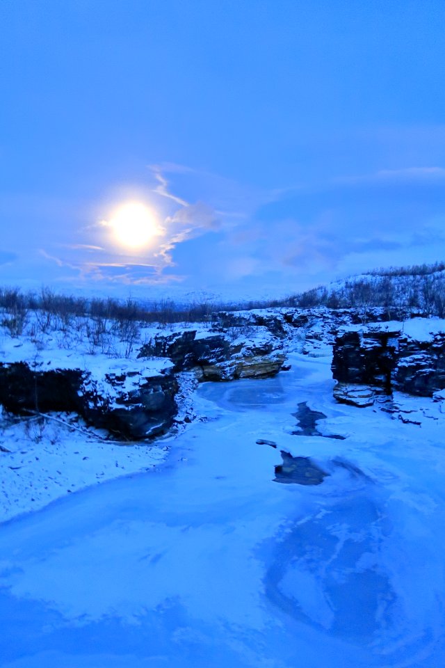 Moon rise over Abisko Canyon