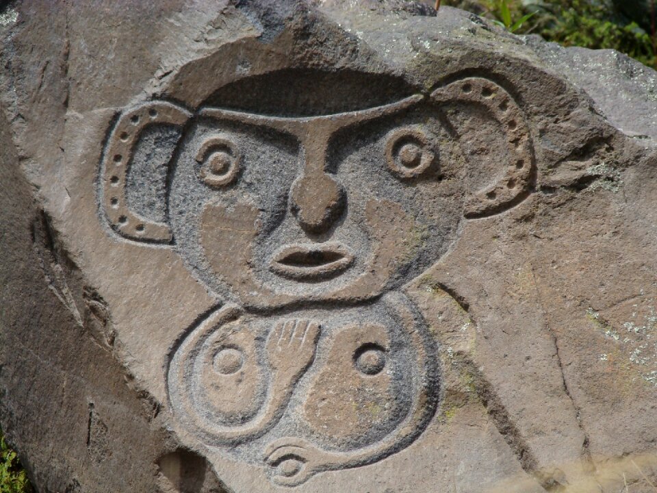 Monolith guano ecuador