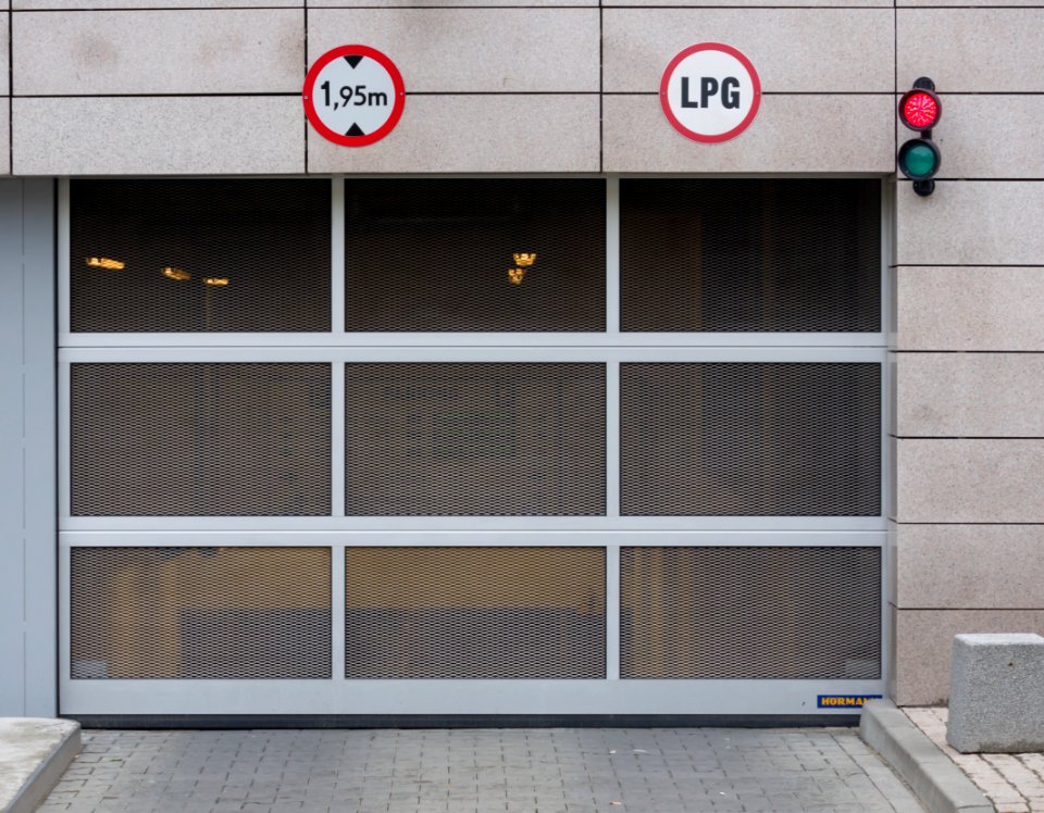 Garage door with stop light