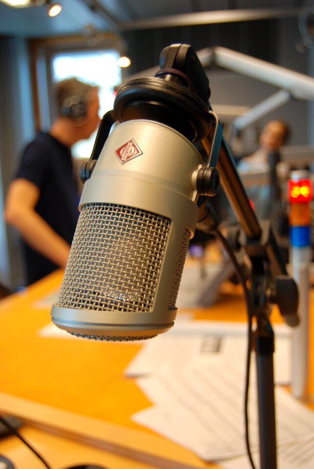 Recording journalism presenter