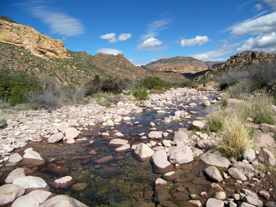 Superstition Wilderness: Dutchmans Trail