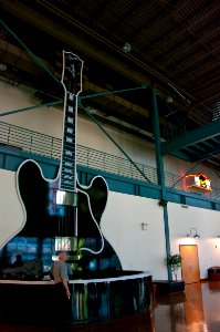 Road Trip: Gibson Factory