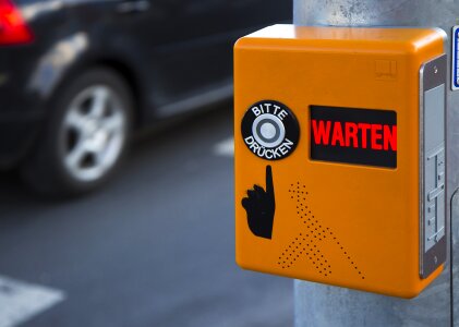 Wait signal wait button auto