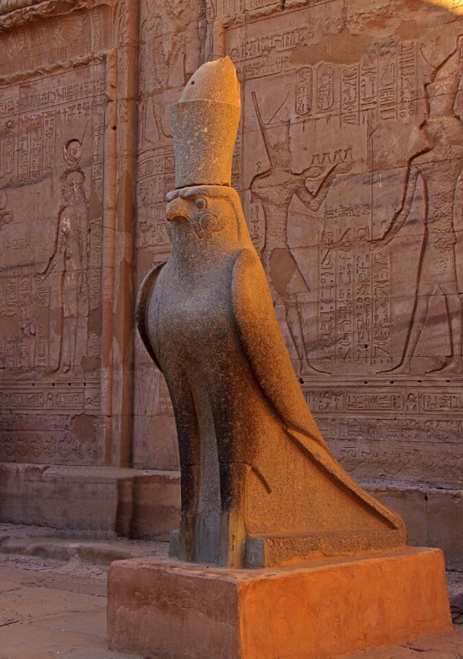 Tourism pharaoh ancient