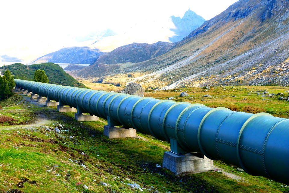 pressure-water-line-509870 1920