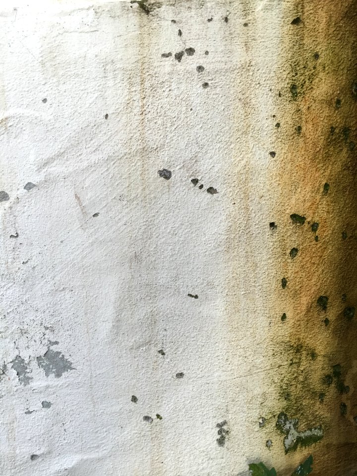 Very dirty plastered wall