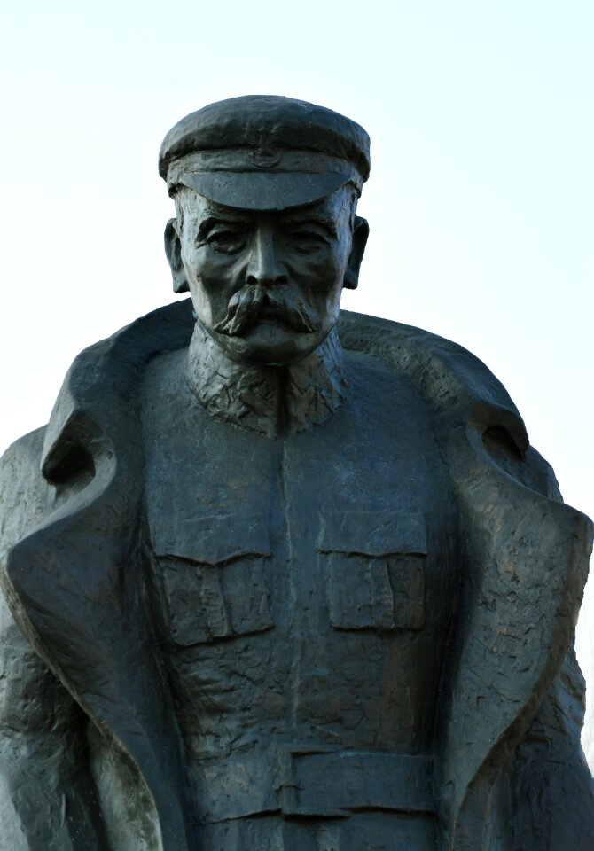 Polish chief of state the independence of the