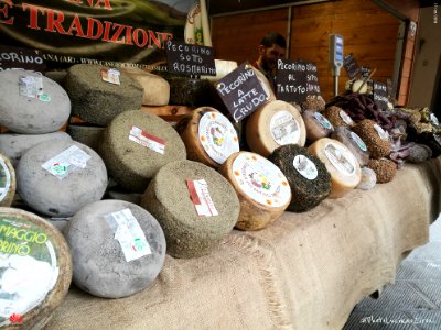 Volterra: sagra del Tartufo e dell' olio nuovo