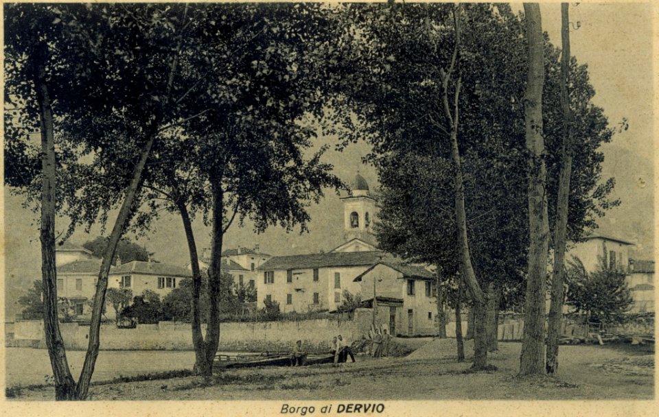 Borgo di Dervio