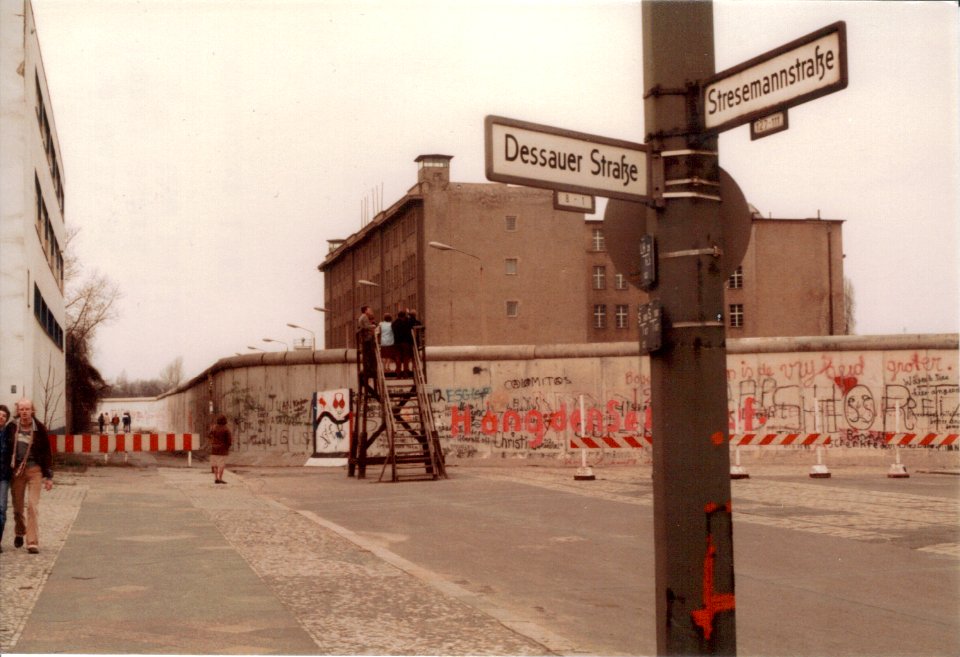 Dessauer Strasse @ Stresemann Strasse
