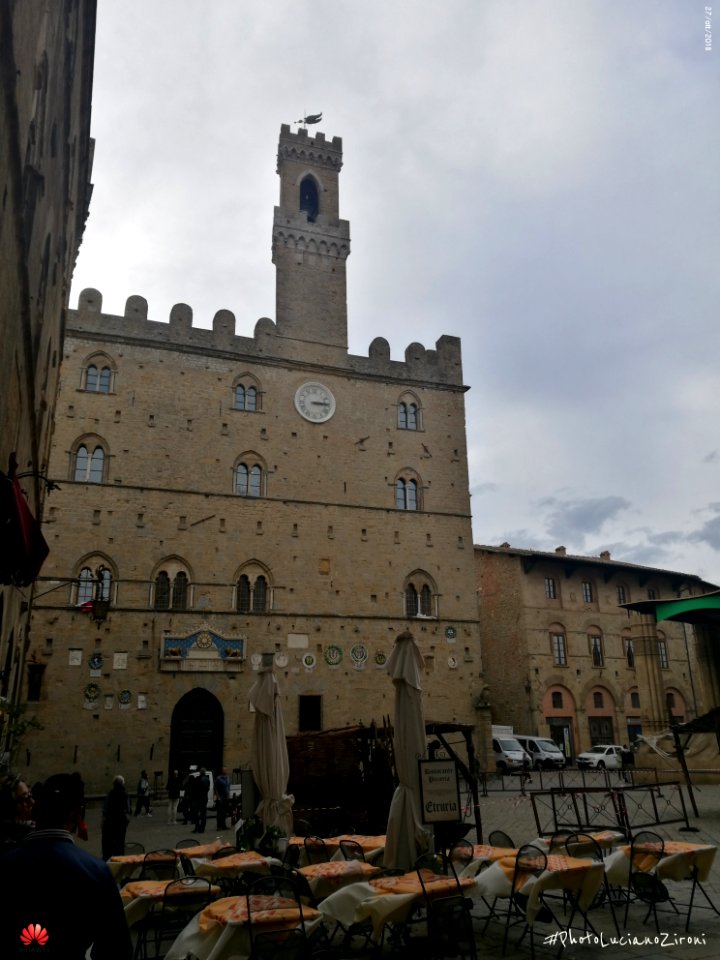 Volterra: sagra del Tartufo e dell' olio nuovo