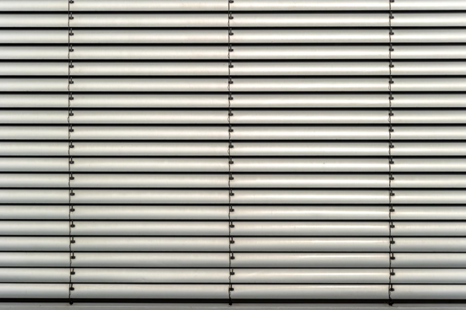 Metal window shade