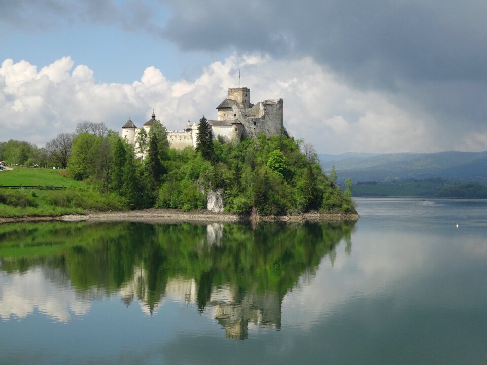 Castle niedzica poland monument