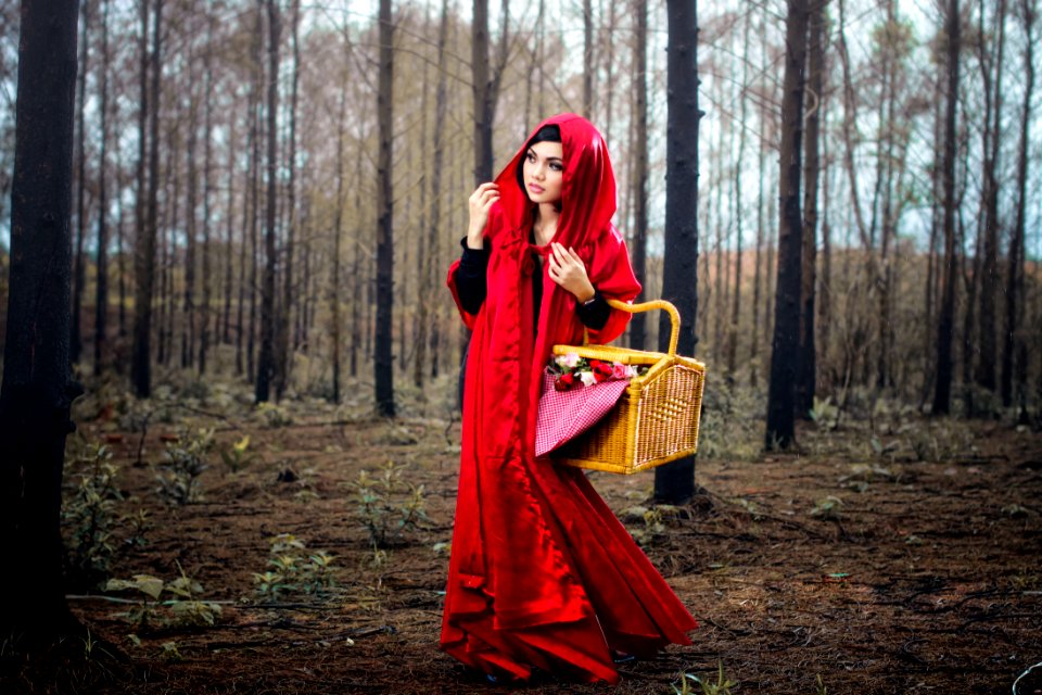 Wulan Red Riding Hood By Thennyfeliciano 11