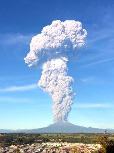 volcano-eruption-calbuco-chile-4 880 photo