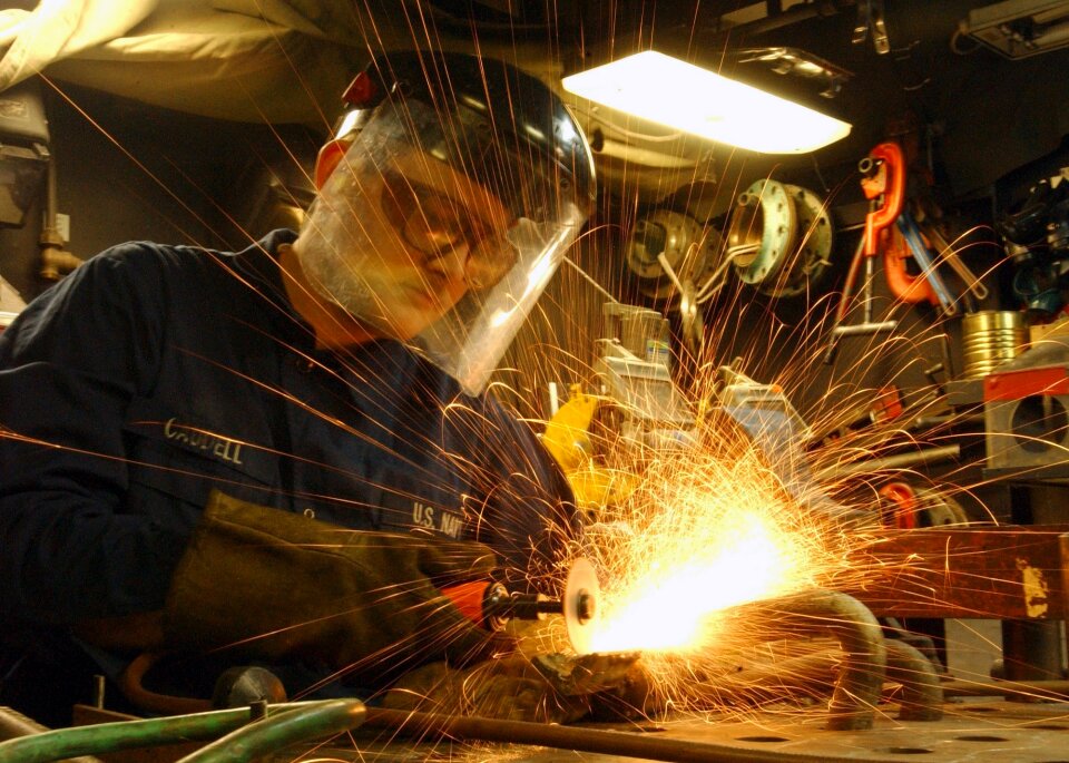 Grinder labor build