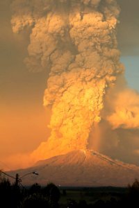 volcano-eruption-calbuco-chile-9 880 photo