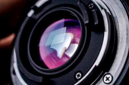 NIKKOR AI-S 28MM F2