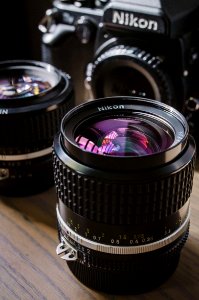 NIKKOR AI-S 28MM F2