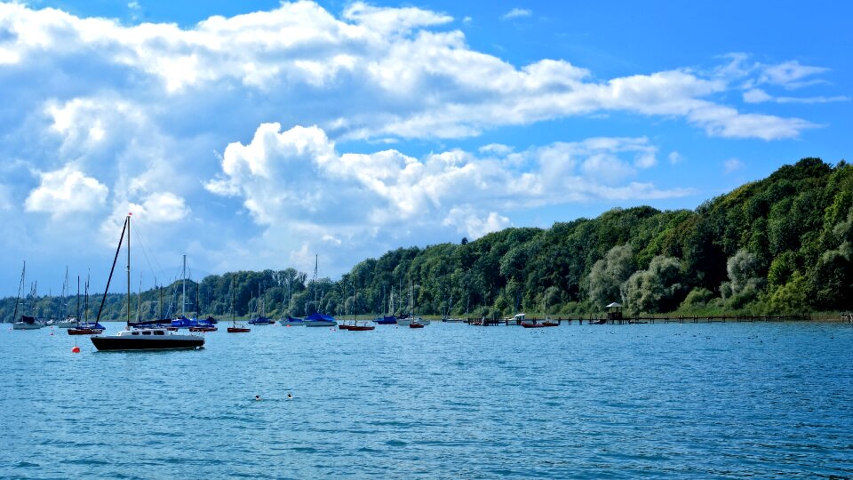 Boat masts masts lake photo