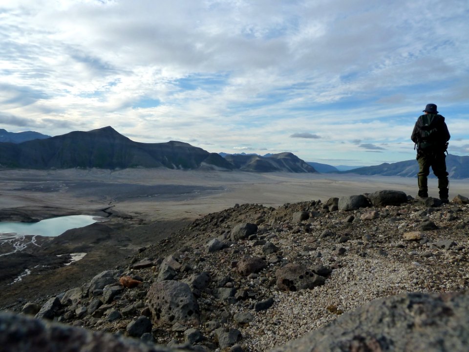 Hiker and the VTTS above the East Mageik Lake (edited)