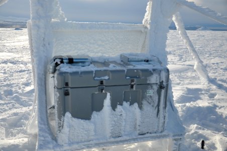 Sealed box. This EFOY was running as you can see the left exhaust port is ice free