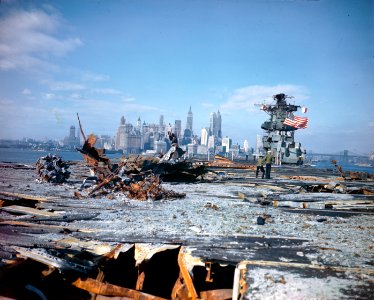 The carrier USS Franklin (CV-13) prepares to dock at the Brooklyn Navy Yard