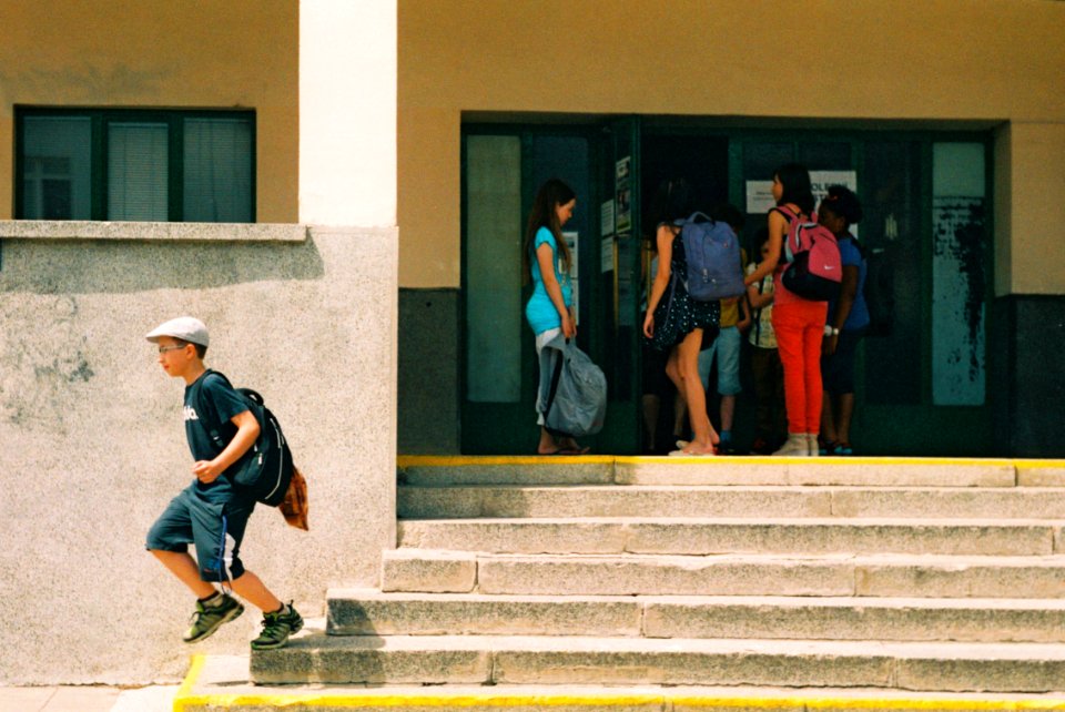 Praktica MTL 5 +  Helios 44-2 2/58 - School's Out 2