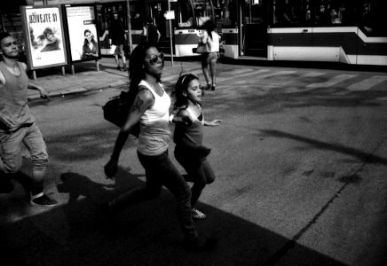 Praktica MTL5 with MIR-1V - People Catching a Bus