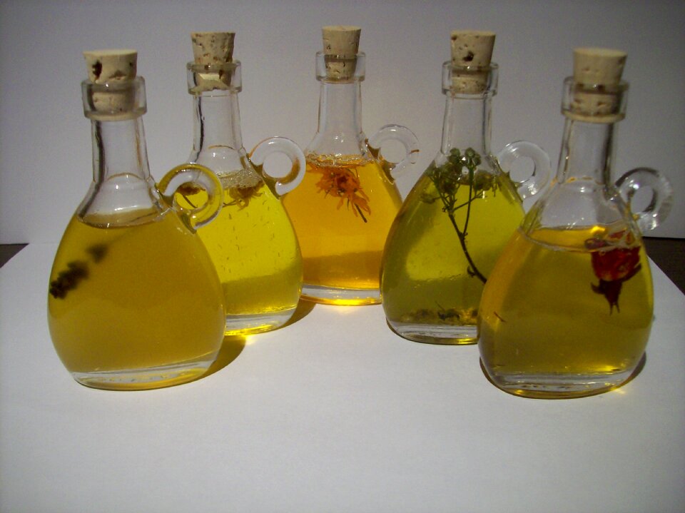 Aroma essences oleolites