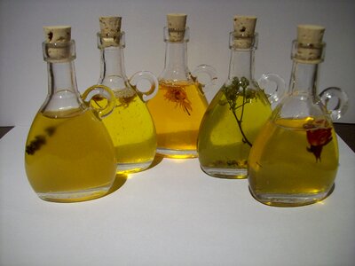 Aroma essences oleolites