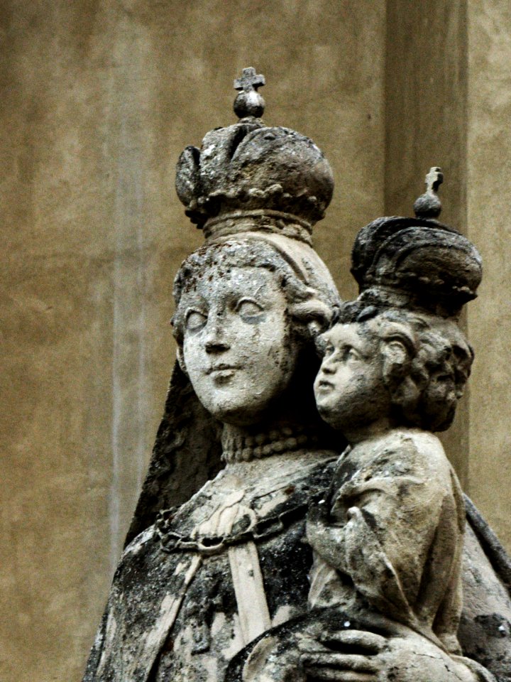 Madonna with Child in front of Church of Assumption of Mary in Brno (Zábrdovice)