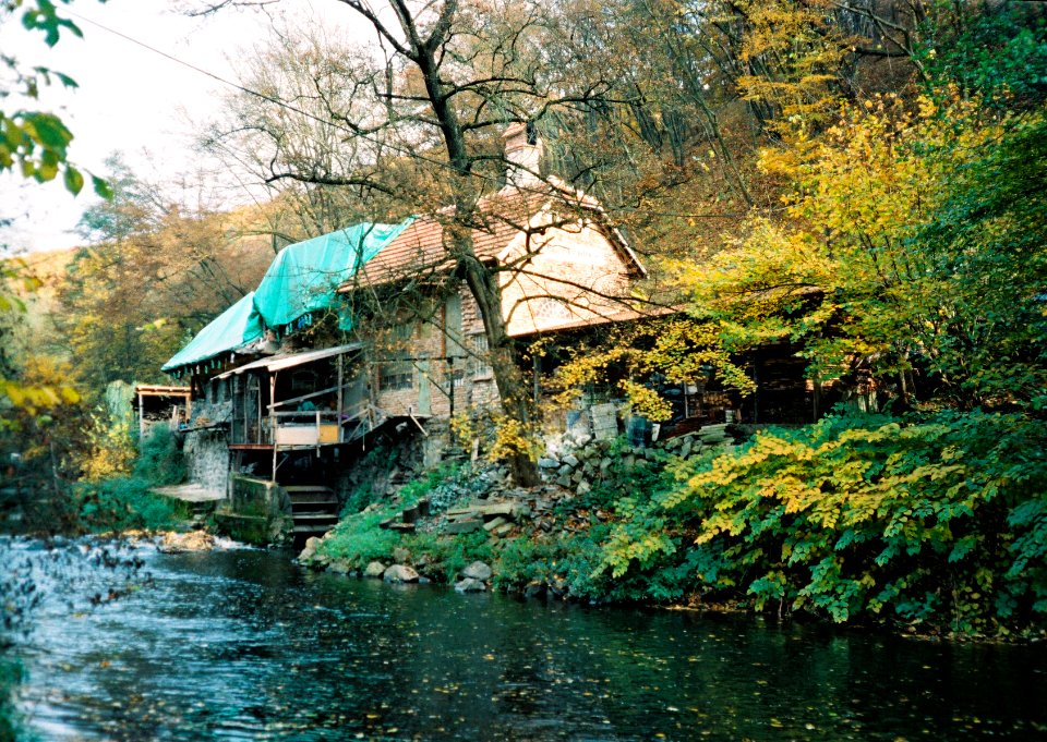 Minolta Hi-Matic G  - Old Mill