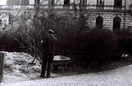 Zorki 4 + Industar-61 L/D - Worker in the Park on the Phone