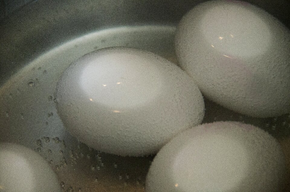 White boil water hot