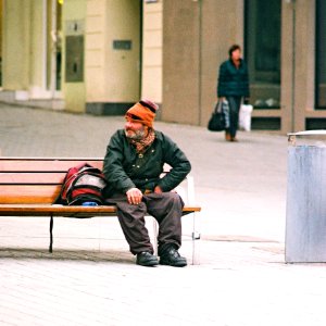 Praktica MTL 5 + Pentacon Electric 4/200 MC - Inhabitant of the Liberty Square