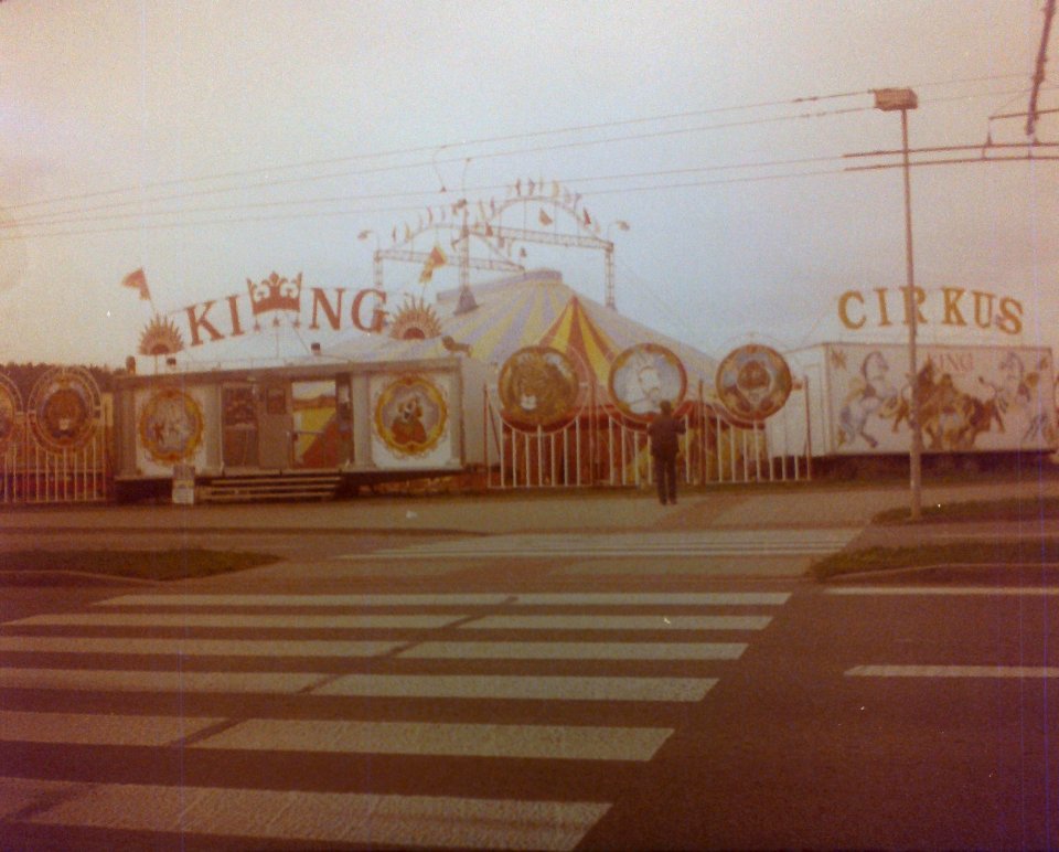 Chaika 3 (on redscale film) - Circus 2