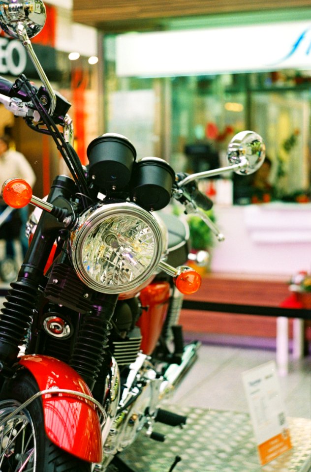 Praktica Super TL +  Helios 44-2 2/58 - Detail of Motorcycle