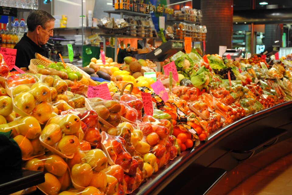 Market seller fruit photo