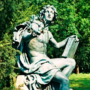 FED-5V - Statue of Trade in Lužánky Park
