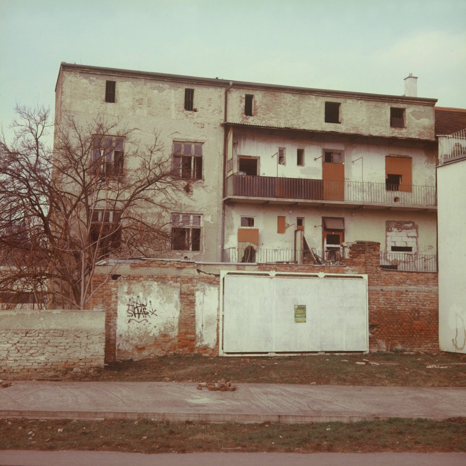 Flexaret 3a - Another Dilapidated House