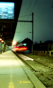 Canon EOS 30 - Leaving Train