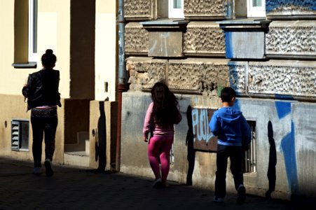 Mother with Kids 2