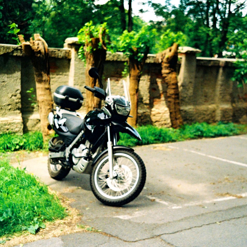 Kiev 4 + Jupiter-12 35/2,8 - Parked Morotcycle