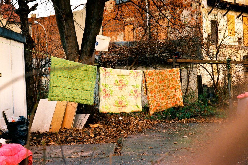 Kiev 4 + Helios 103 - Someone Lives Here