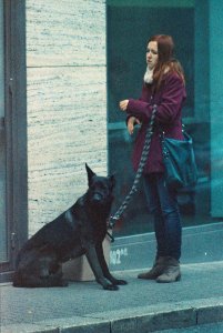 Praktica MTL 5 + Pentacon Electric 4/200 MC - Girl with a Dog