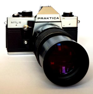 Praktica MTL 5 with Pentacon Electric 4/200 MC Lens